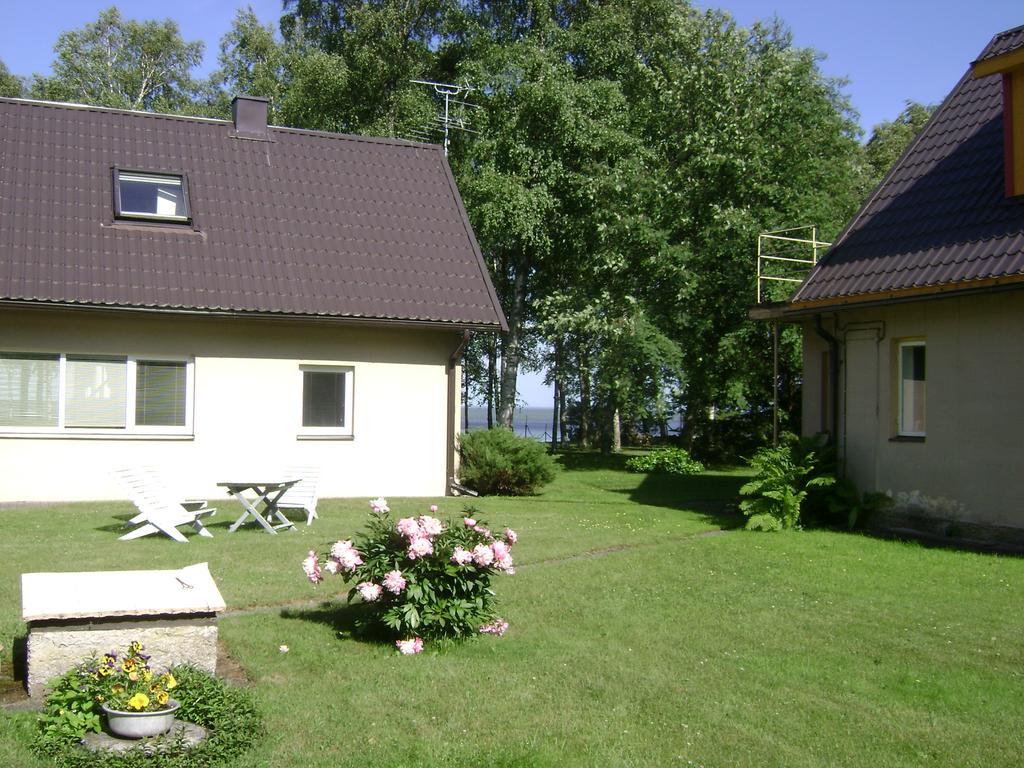 Villa Mere Holiday House Salme Exterior foto